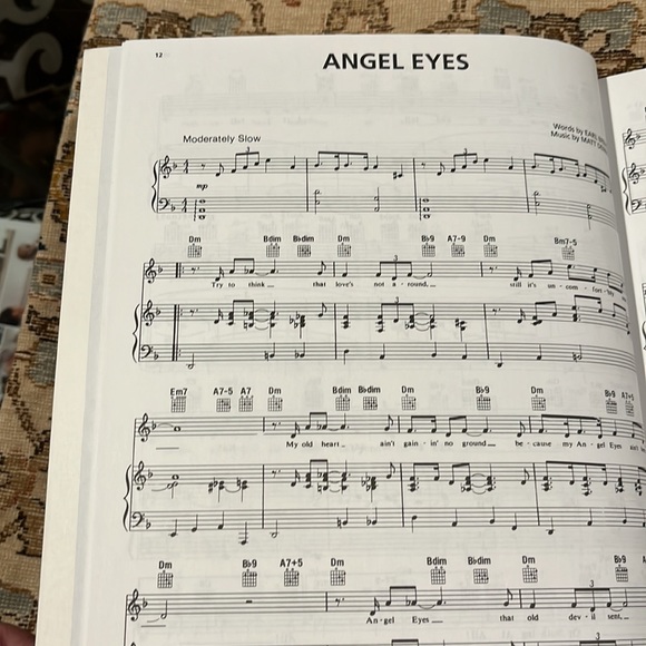 The Big Book Of Torch Songs Hal Leonard Piano Vocal Guitar Softcover Book EXC - Picture 4 of 16